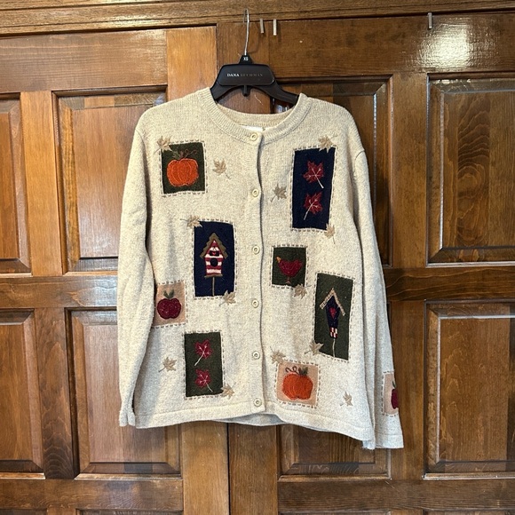 Croft & Barrow Woman Size L Angora Wool Sweater Cardigan Fall Autumn Applique - Picture 1 of 7